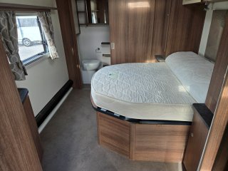 /photos/8987/2e1a7021-4368-427f-bbe2-16752f9107d9_i320x240.jpg