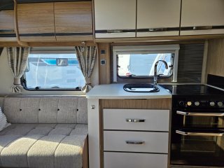 /photos/8987/42213508-5fa7-4278-b17c-6e18da5f2e70_i320x240.jpg