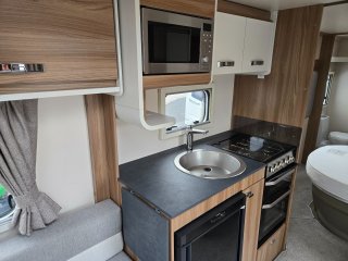 /photos/8987/4f3f3376-071f-264c-1d7c-df1a5778b978_i320x240.jpg