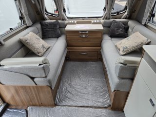 /photos/8987/866432ae-3289-ed95-a47e-0dfac8c202be_i320x240.jpg