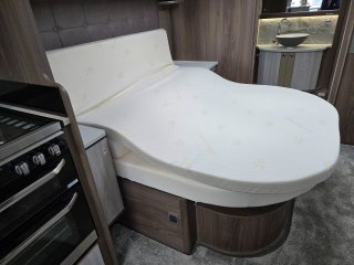 /photos/8987/aafb31e7-76c4-dd13-af0e-b9ede90687e1_i320x240.jpg