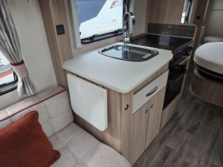 /photos/8987/e3da0e6a-1a87-6e5b-e9f1-082ca01cd65f_i320x240.jpg
