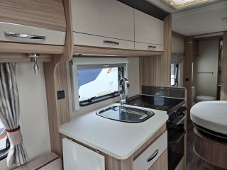 /photos/8987/f162281e-3cf8-038d-6ff7-619f68b08c60_i320x240.jpg